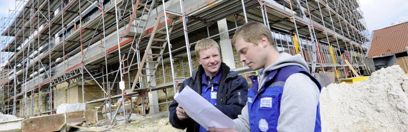 header montageleiter monteur